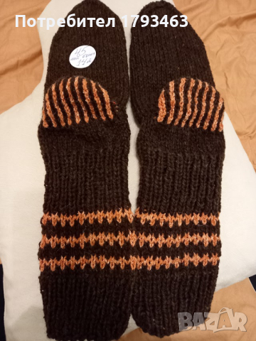 Ръчно плетени мъжки чорапи от вълна размер 45, снимка 8 - Мъжки чорапи - 44611029
