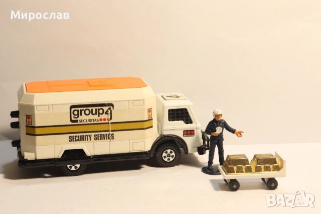 МАТCHBOX ИНКАСО МОДЕЛ КОЛИЧКА КАМИОН, снимка 4 - Колекции - 53537314