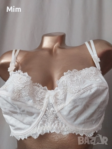 LISE CHEMEL 75 E Бял сутиен от сатен и дантела , снимка 4 - Бельо - 51783033