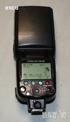 Светкавица Nikon SB-900, снимка 2 - Светкавици, студийно осветление - 43814099