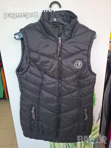 Дамски спортни елеци, снимка 3 - Елеци - 53605517