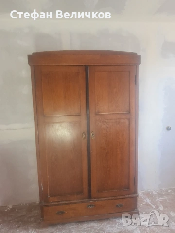 Стар масивен гардероб, изработен от благороден орех, снимка 3 - Антикварни и старинни предмети - 53856873
