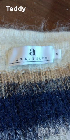 Вълнен пуловер, размер S, снимка 2 - Блузи с дълъг ръкав и пуловери - 53256055