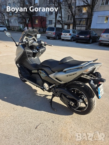 yamaha tmax, снимка 2 - Мотоциклети и мототехника - 53648166
