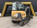 Багер Volvo EC27C, снимка 3