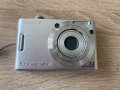 Продавам фотоапарат Sony DSC-W35 7.2 Megapixel Cyber-Shot, снимка 1 - Фотоапарати - 45606934