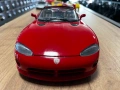 Метална колекционерска количка модел BBURAGO DODGE VIPER SRT 1:18 56.72 лв. / 29 €, снимка 5