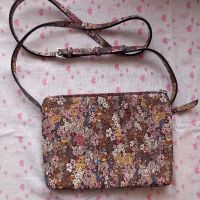 Малка дамска чанта / малка дамска чантичка Parfois, снимка 1 - Чанти - 45403007