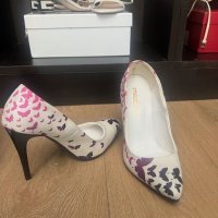 Елегантни обувки, снимка 2 - Дамски обувки на ток - 45222980