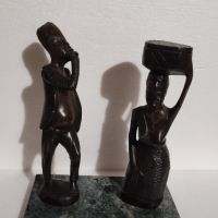 Африканско семейство от абанос на мраморен постамент, снимка 5 - Статуетки - 45597073