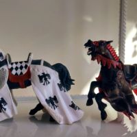 Екшън фигури , коне на рицари с богата орнаментика .  , снимка 4 - Фигурки - 45544434