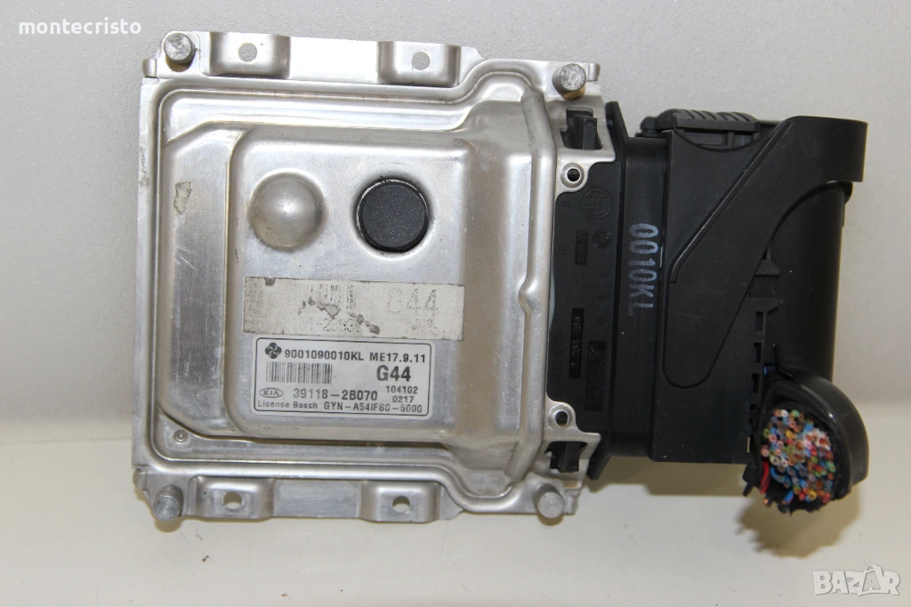 Моторен компютър Kia Venga (2010-2014г.) 39118-2B070 / 391182B070 / ME17.9.11 / ME17911, снимка 1