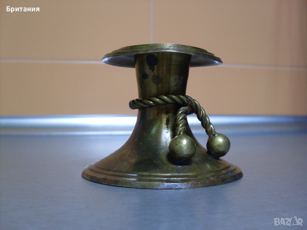 Бронзов свещник., снимка 1