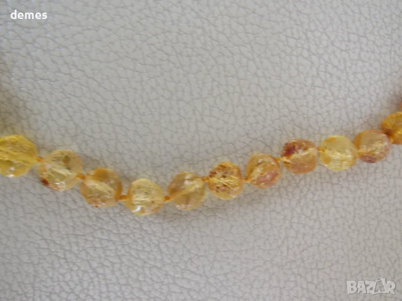 Дамско колие-кръг от първокласен балтийски кехлибар, снимка 1