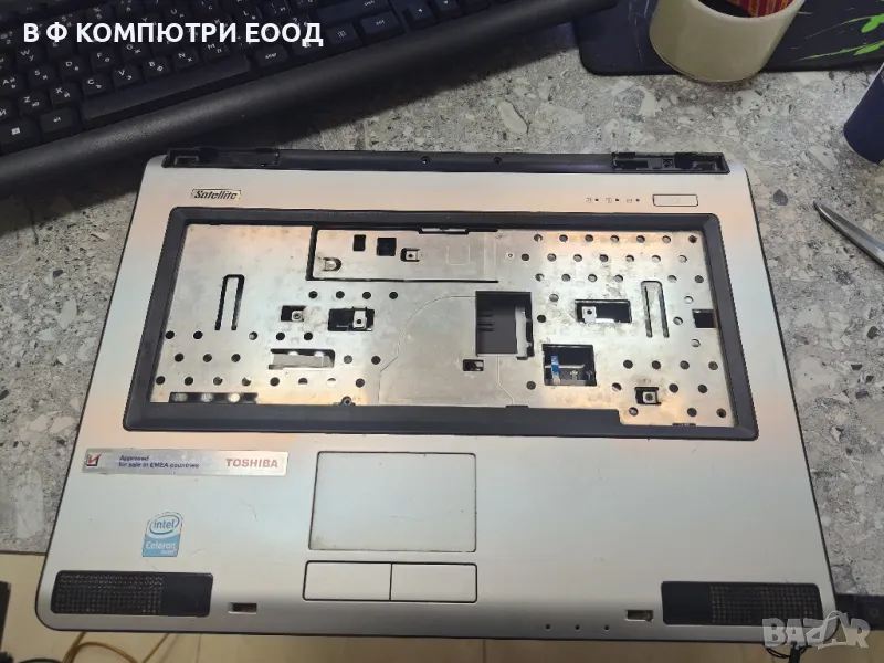 Части за лаптоп TOSHIBA L40-17Q, снимка 1