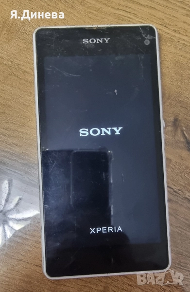 Смартфон Sony Xperia , снимка 1