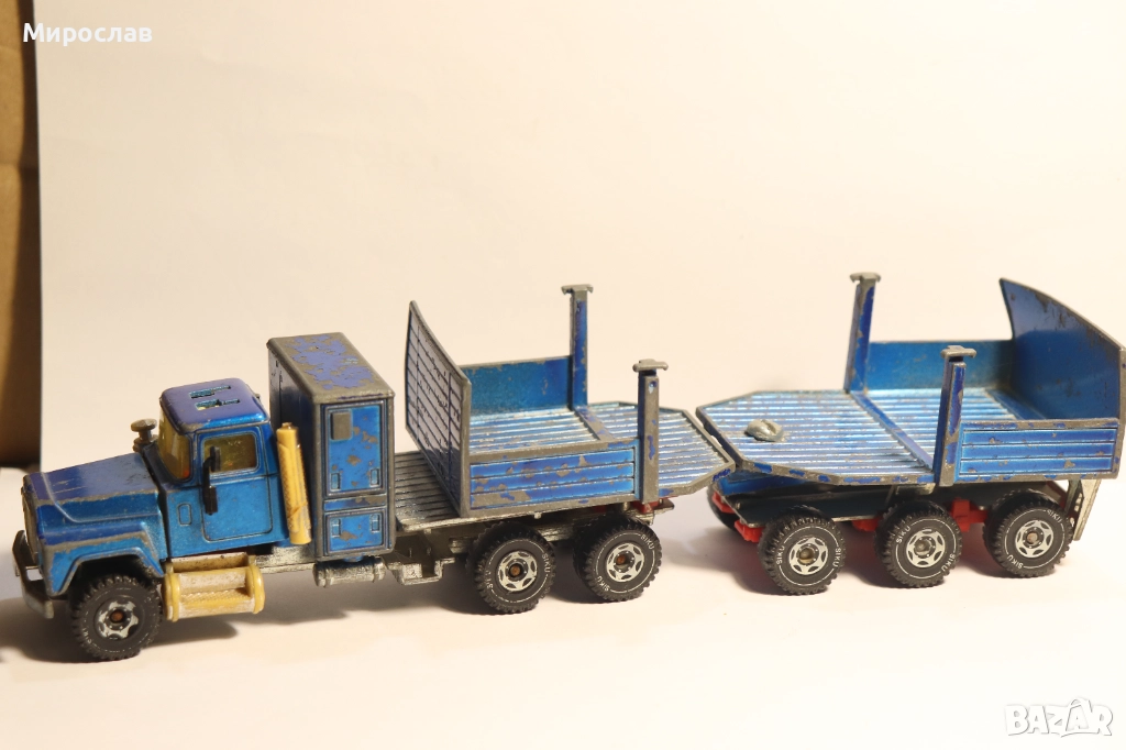 1/55 ?? SIKU MACK КАМИОН ИГРАЧКА КОЛИЧКА МОДЕЛ, снимка 1