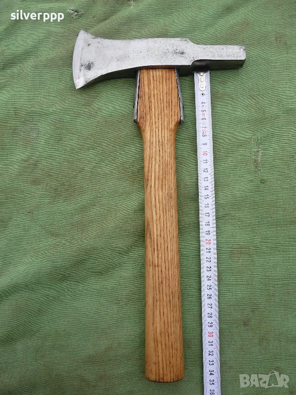 Стара пожарникарска брадвичка - 590 , снимка 1
