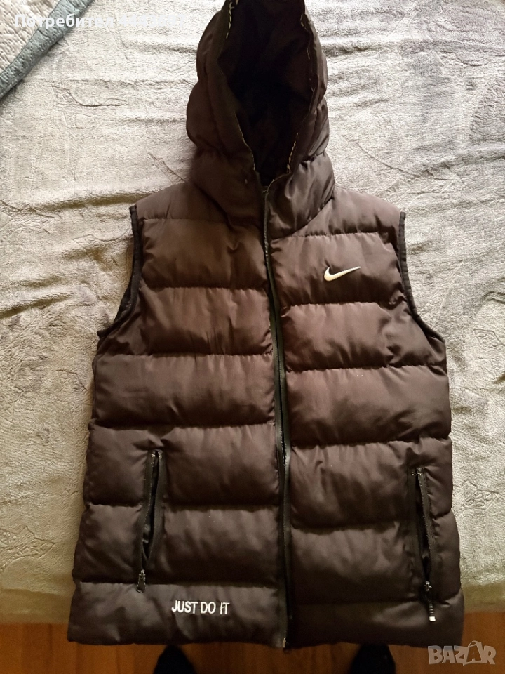 Nike мъжки пухен елек с качулка – черен, отлично състояние, снимка 1