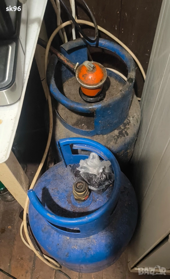 газови бутилки , снимка 1