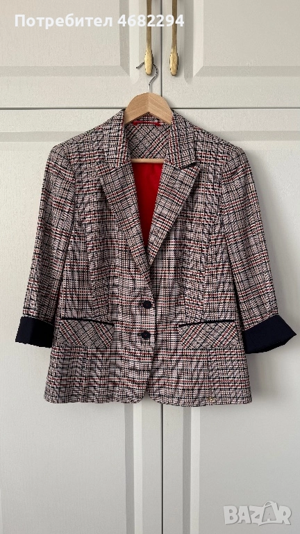 Дамски костюм, снимка 1