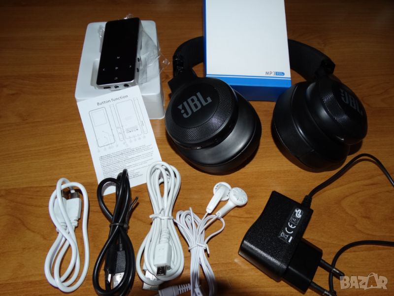 JBL E55BT и хубав плеар в комплект ..., снимка 1