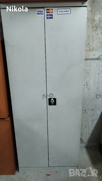 Метален Шкаф - рафтове 80/44/198 см за съхранение с халки за катинар, снимка 1