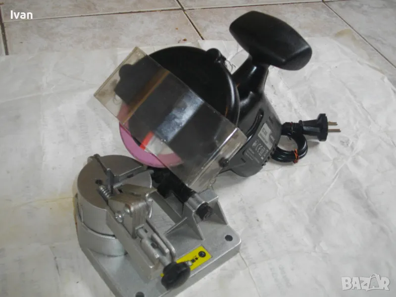 220 вата Немска Електрическа МАШИНА ЗА ТОЧЕНЕ НА ВЕРИГИ MATRIX Почти нова ОТЛИЧНА, снимка 1