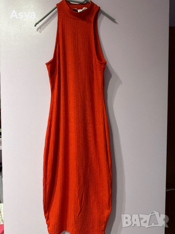 Червена рокля , снимка 3 - Рокли - 45039594