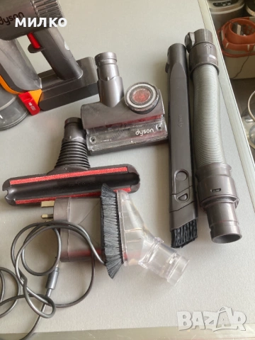 Ръчна акумулаторна прахосмукачка Dyson DC34 Cyclone, снимка 6 - Прахосмукачки - 54181287