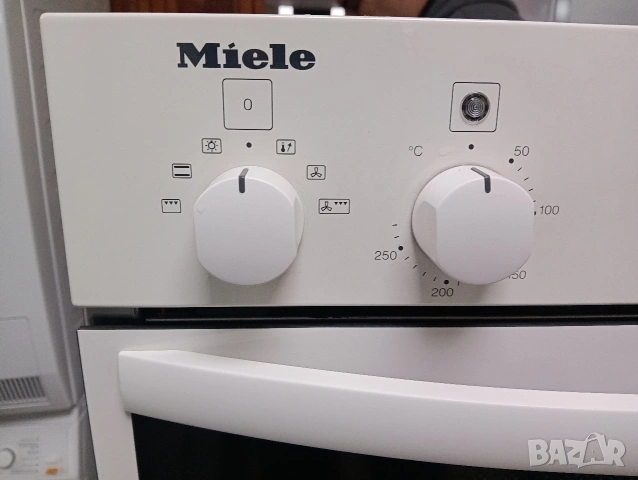 Уникална бяла печка за вграждане Миеле Miele Made in Germany с две години гаранция!, снимка 2 - Печки, фурни - 53195917