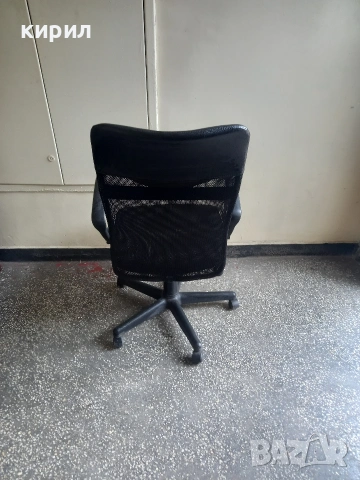 офис стол, снимка 2 - Столове за офис - 53424039