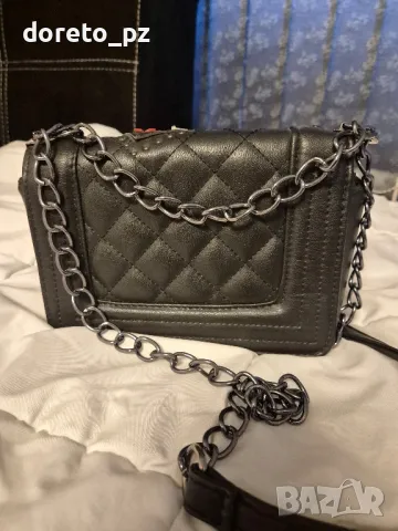 Продавам дамска чанта , снимка 4 - Чанти - 49994035