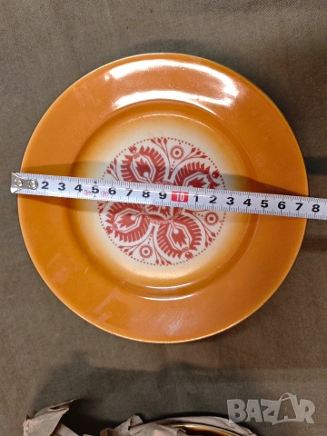 Продавам български чинии, снимка 10 - Сервизи - 53938478