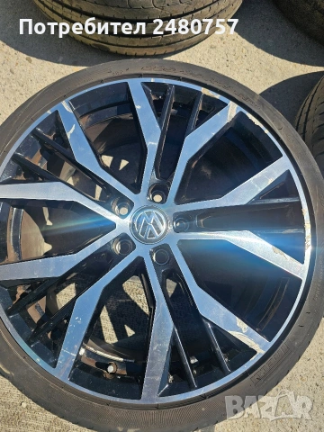 Алуминиеви оригинални джанти за VW с гуми Pireli 19цола, снимка 4 - Гуми и джанти - 54245609