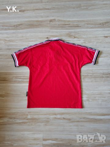 Оригинална тениска Umbro Vipa Tech x F.C. Manchester United / Season 98-00 (Home), снимка 3 - Детски тениски и потници - 40465535