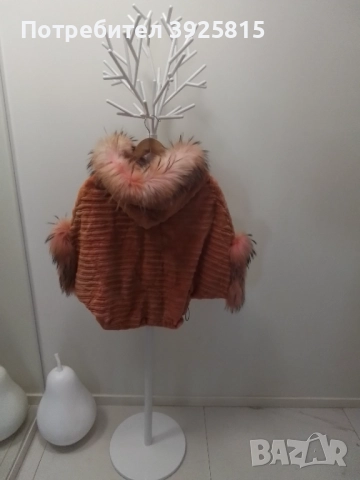 Яке от бобър,с качулка,и гарнитура от енот -ново, снимка 2 - Якета - 52811925