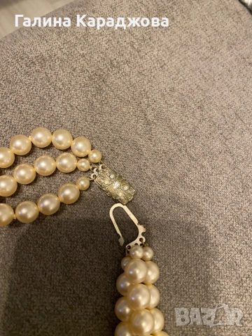 Огърлица с изкуствени перли тройна , снимка 3 - Колиета, медальони, синджири - 54092034
