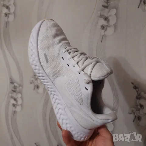 маратонки Nike Revolution 5  номер 42-42,5, снимка 5 - Маратонки - 47584115