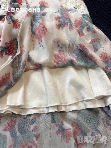 Рокля 7 години Guess, снимка 4 - Детски рокли и поли - 51944049