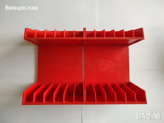 Продавам стойка/рафт за аудио касети