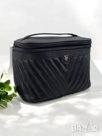 несесер Victoria's secret , снимка 2 - Ученически пособия, канцеларски материали - 50686404