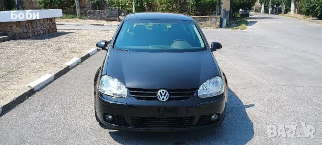 VW Golf 1.6 бензин , снимка 6 - Автомобили и джипове - 47062437