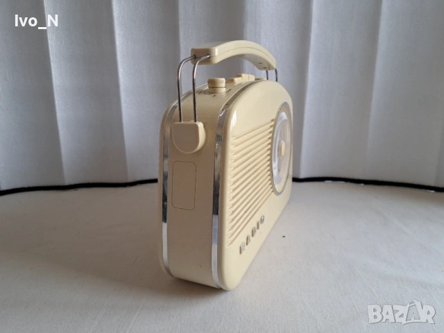 Радио в ретро стил Konig HAV-TR 710., снимка 2 - Радиокасетофони, транзистори - 53705585