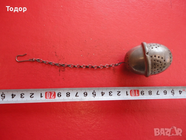 Старинна цедка за чай 