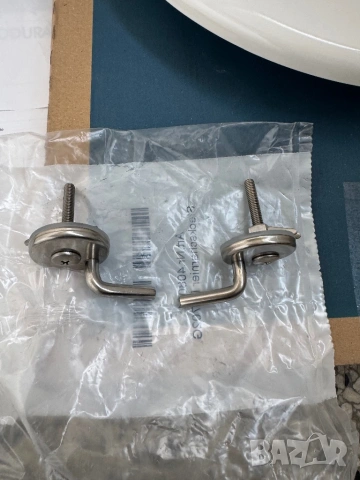 Тоалетна Седалка с Капак Duravit 0067390000 Soft Close/Плавно Затваряне, Quick Release, Бяла!, снимка 4 - Други стоки за дома - 53649562