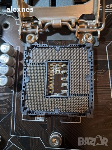 Gigabite,ASRock,Intel,Corsar socet1150, снимка 13 - Дънни платки - 52996730