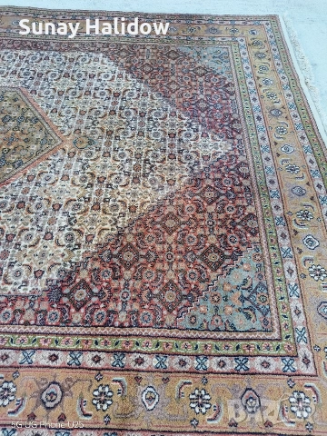 Ръчно тъкан килим