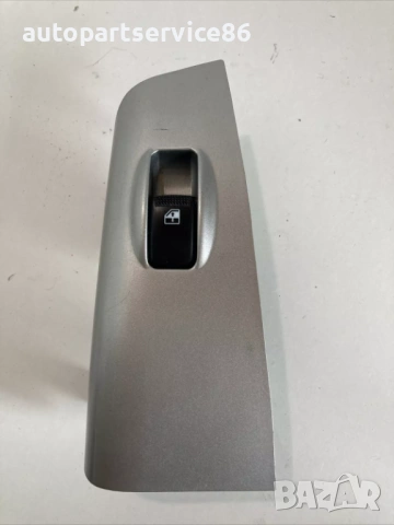 Бутон за стъкло на задна дясна врата за KIA Sportage 2.0 16V (2007) 93580-1F500