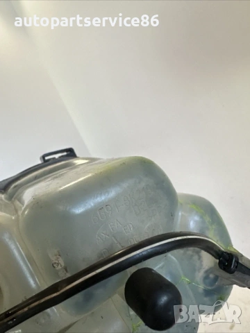 Разширителен съд за охладителна течност за Volvo V70 2.0 TDI 163HP (2012) 6G91-8K218-AX, снимка 2 - Части - 53774910